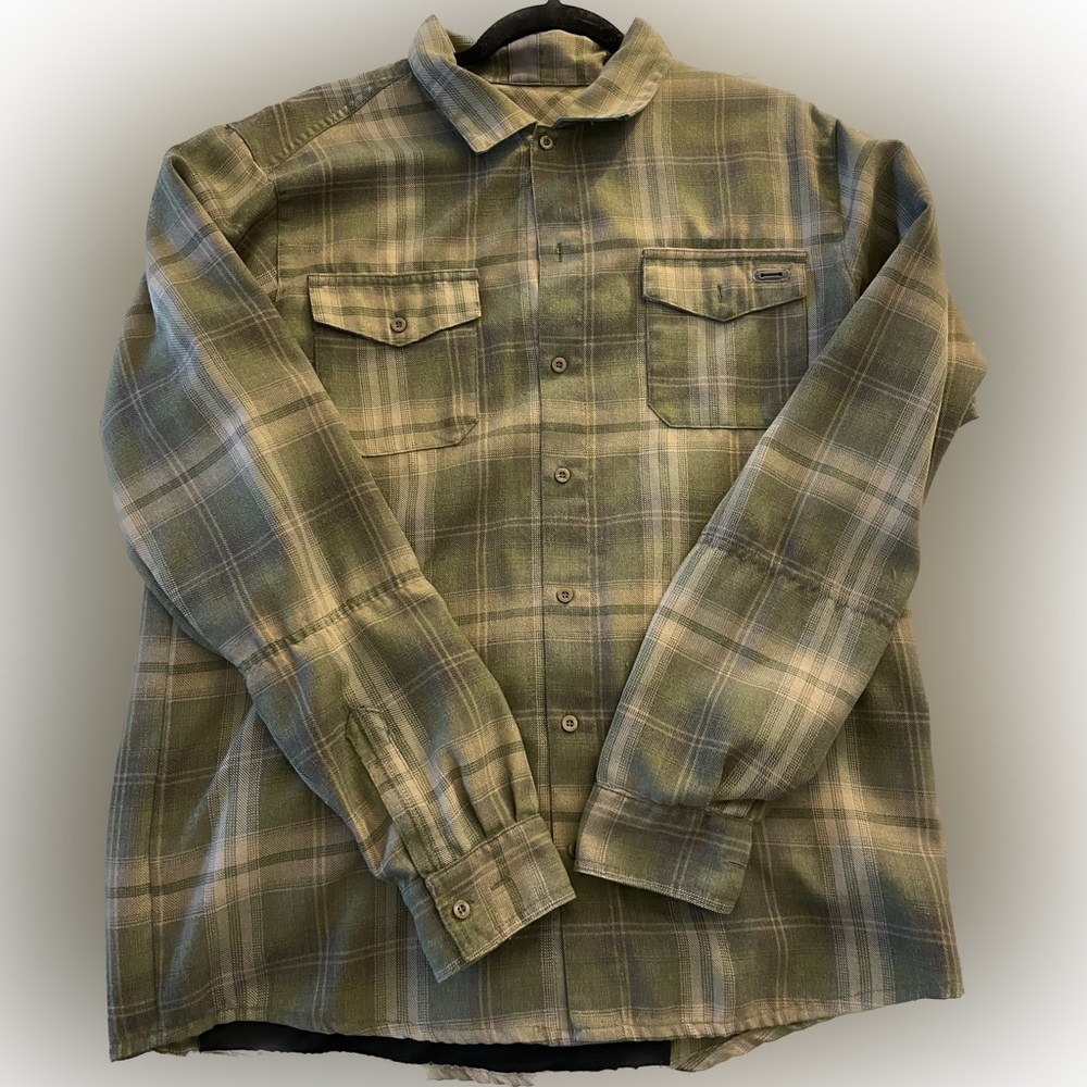 Men’s long sleeve messenger commuter shirt